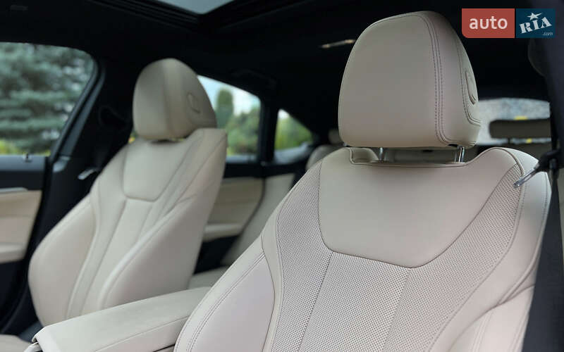 Купе BMW i4 2023 в Львове