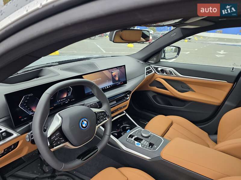 Купе BMW i4 2025 в Киеве