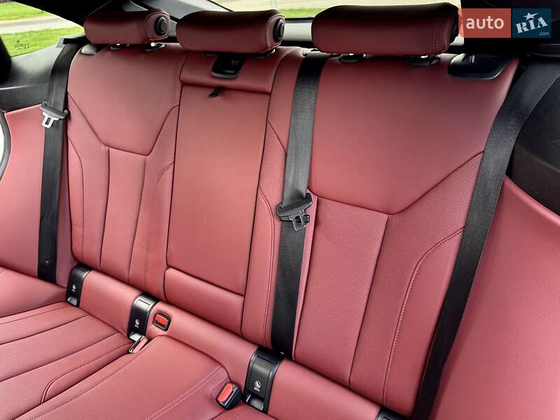 Купе BMW i4 2022 в Києві