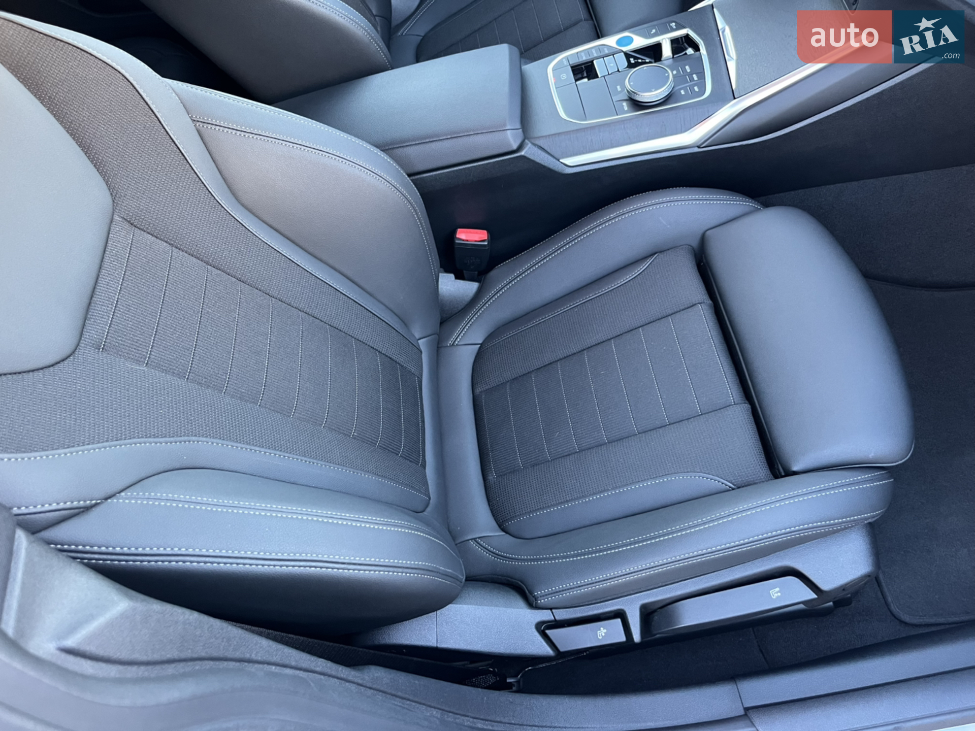 2023 BMW i4 - мініатюра 20