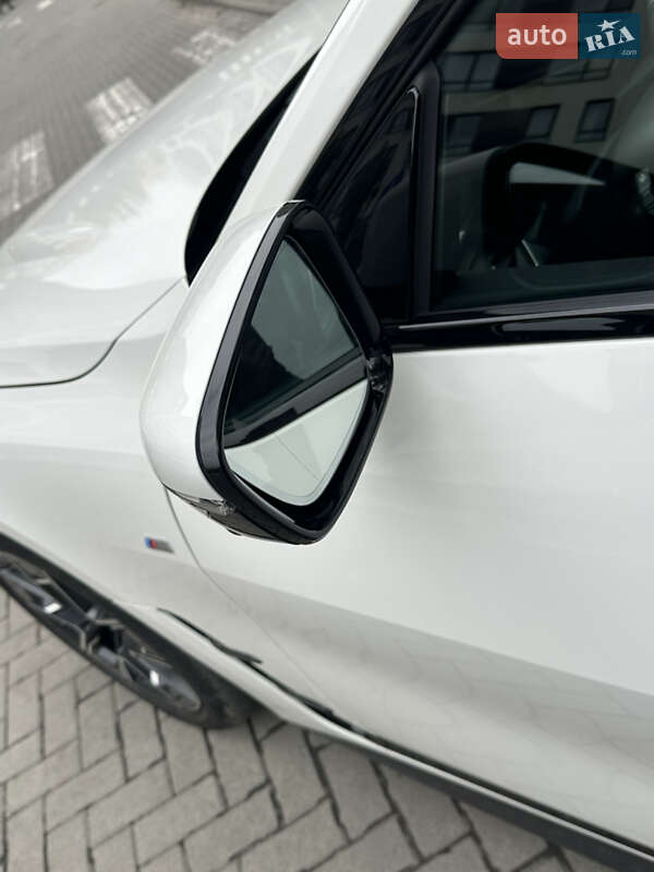 Купе BMW i4 2024 в Львове