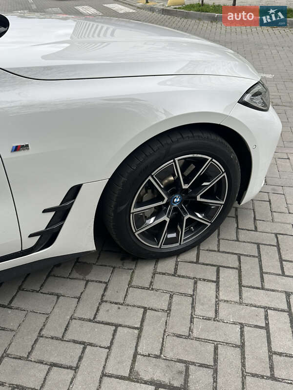 Купе BMW i4 2024 в Львове