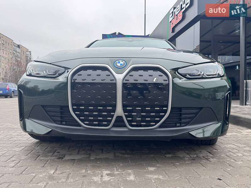 Купе BMW i4 2023 в Киеве фото 18 Купе BMW i4 2023 в Киеве