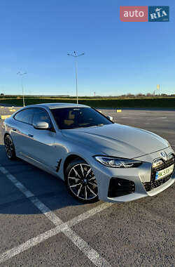 Купе BMW i4 2022 в Львові