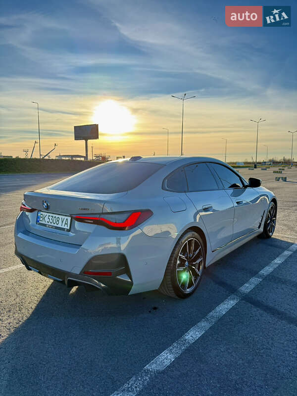 Купе BMW i4 2022 в Львове
