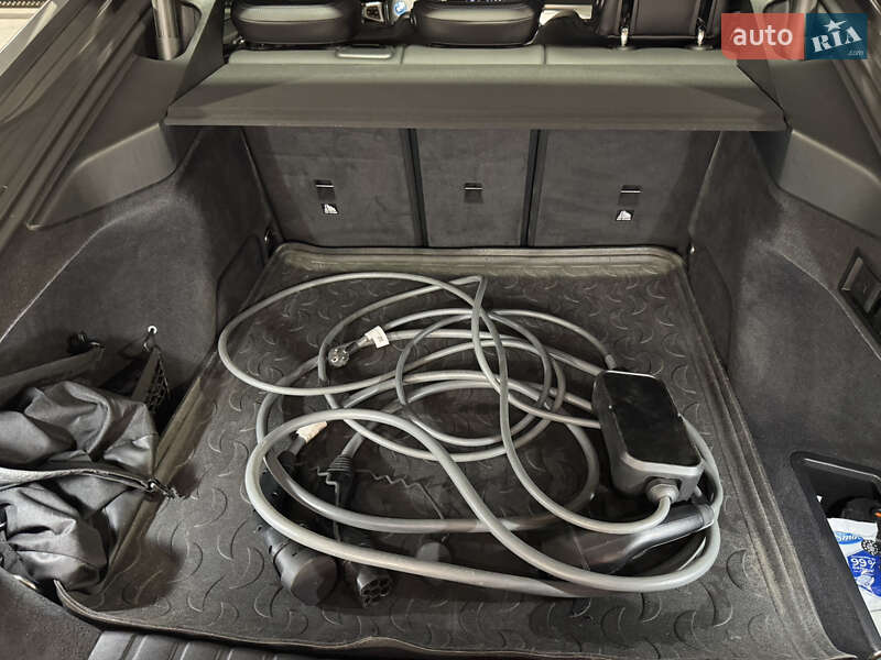 Купе BMW i4 2023 в Луцке фото 31 Купе BMW i4 2023 в Луцке