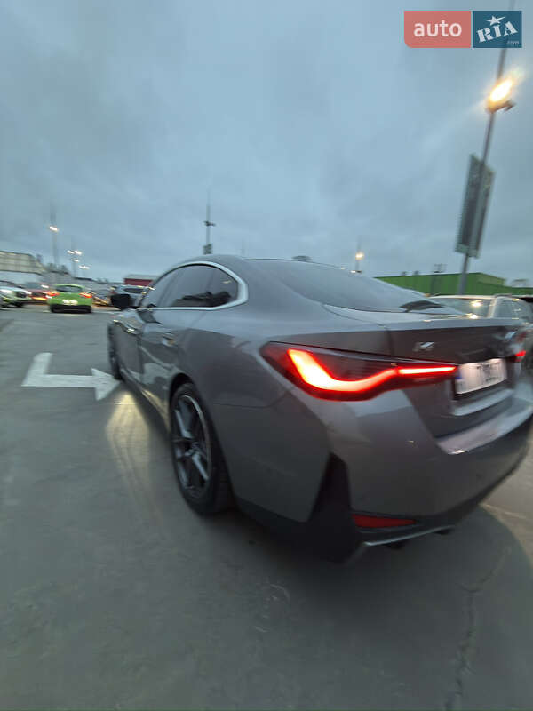 Купе BMW i4 2023 в Киеве фото 12 Купе BMW i4 2023 в Киеве
