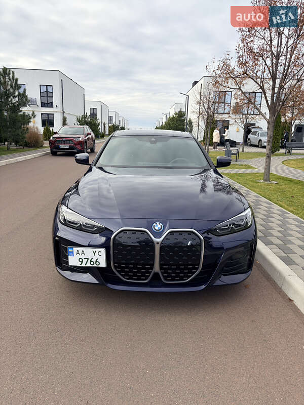 Купе BMW i4 2023 в Киеве