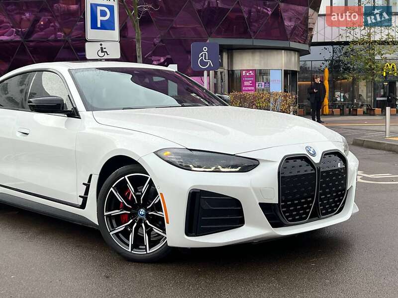 Купе BMW i4 2023 в Киеве