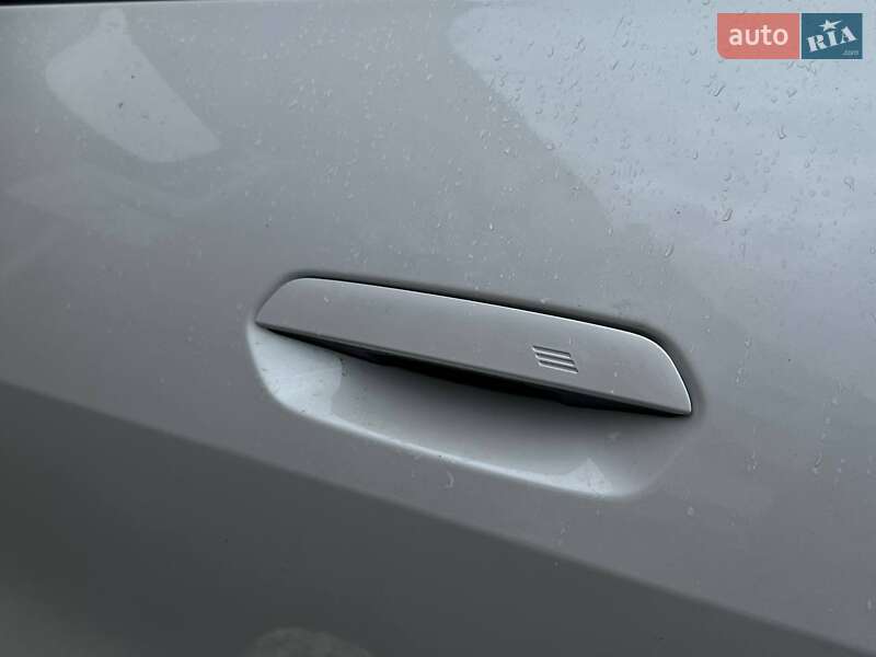 Купе BMW i4 2023 в Киеве