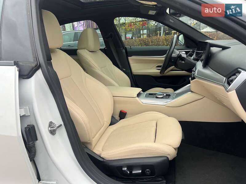 Купе BMW i4 2023 в Киеве