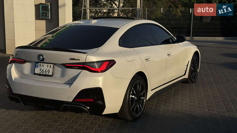 Купе BMW i4 2022 в Одессе фото 10 Купе BMW i4 2022 в Одессе