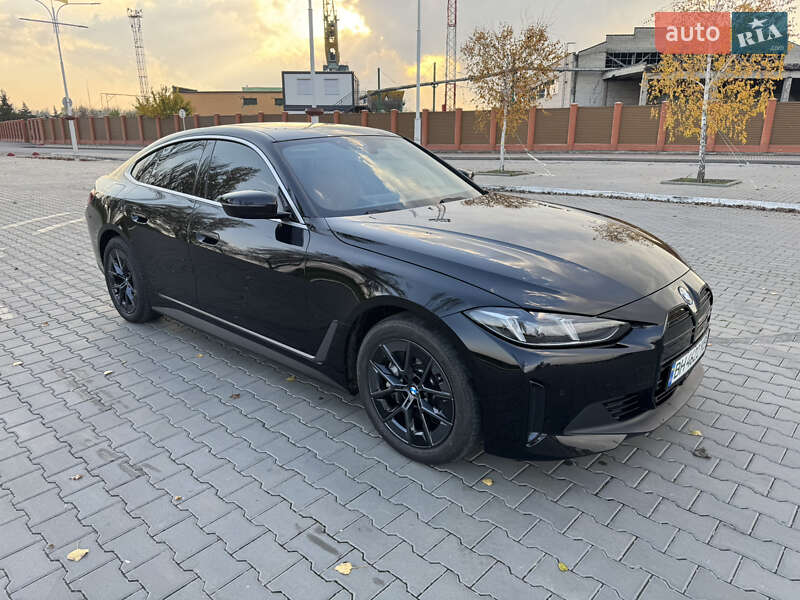 Купе BMW i4 2024 в Измаиле