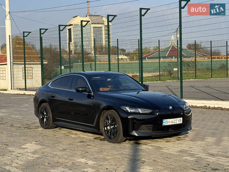 Купе BMW i4 2024 в Измаиле