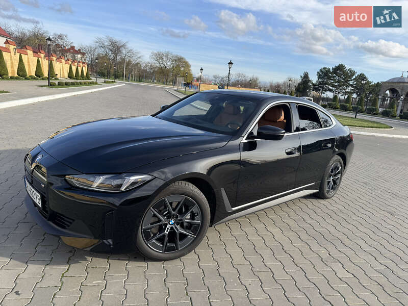 Купе BMW i4 2024 в Измаиле