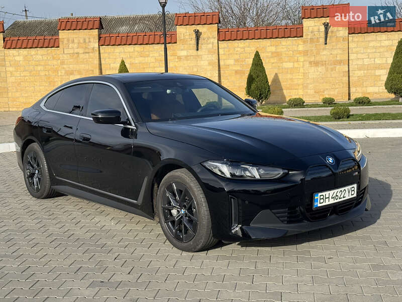 Купе BMW i4 2024 в Измаиле
