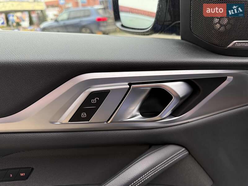 Купе BMW i4 2022 в Львове