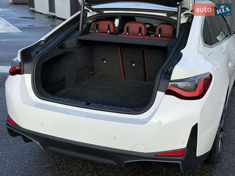 Купе BMW i4 2022 в Киеве фото 27 Купе BMW i4 2022 в Киеве