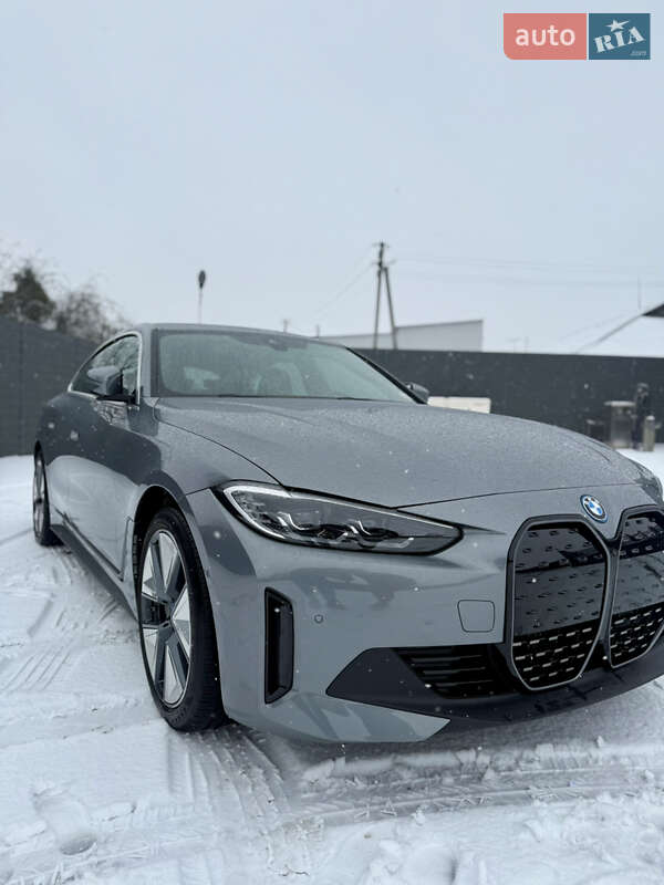 Купе BMW i4 2024 в Киеве