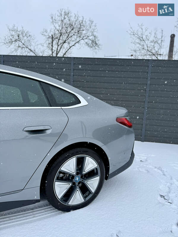 Купе BMW i4 2024 в Киеве