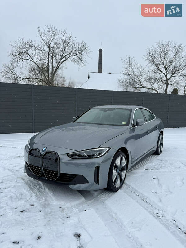 Купе BMW i4 2024 в Киеве