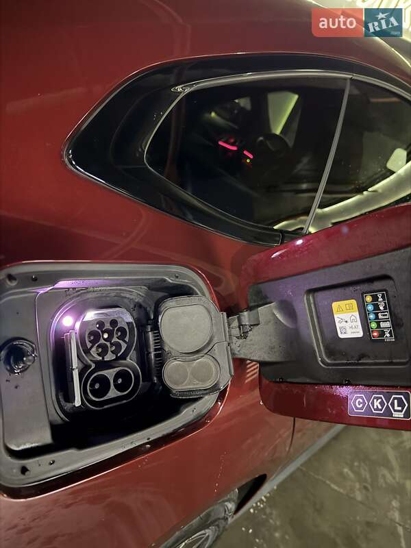 Купе BMW i4 2022 в Львове