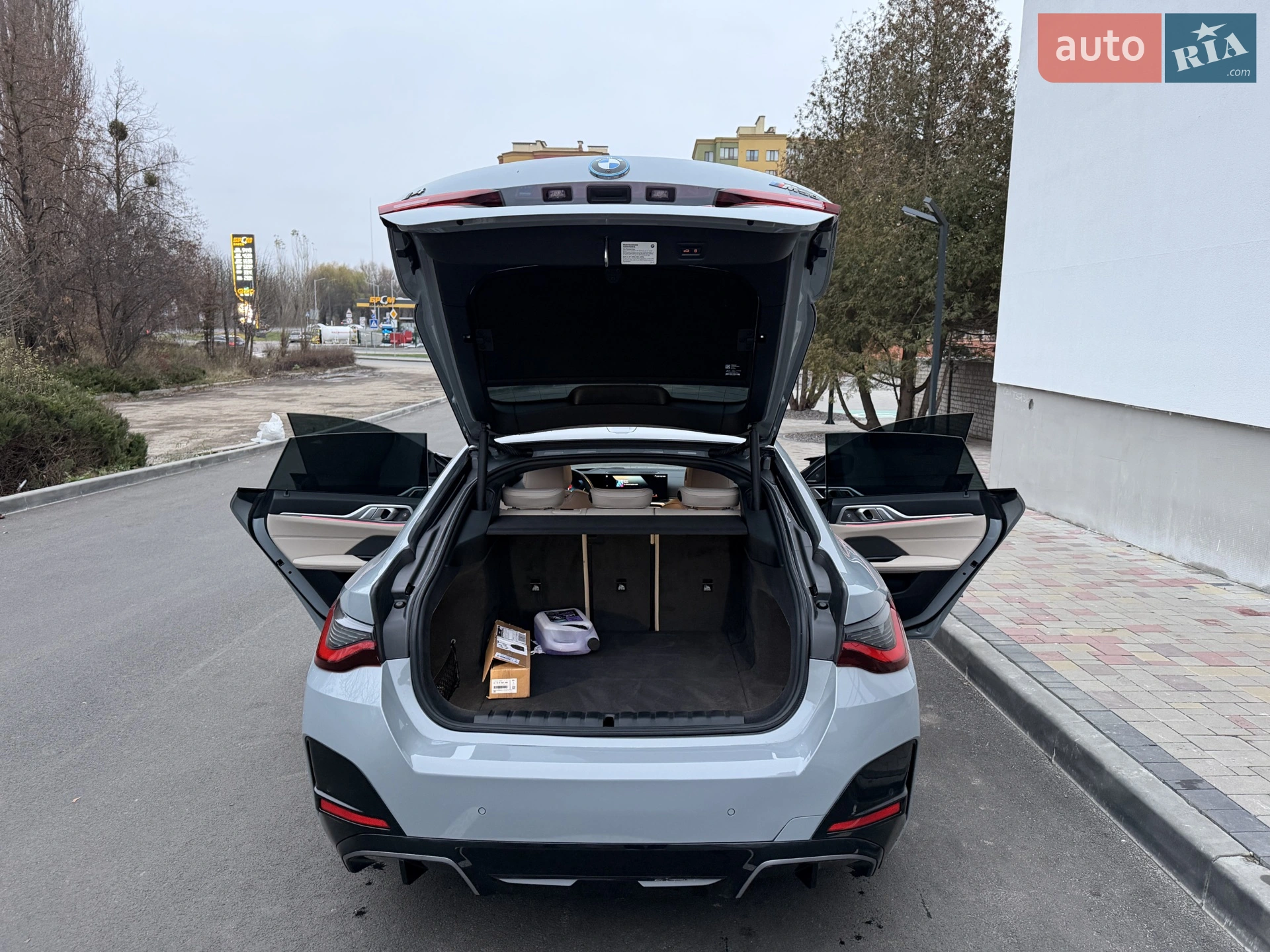 2023 BMW i4 - мініатюра 14
