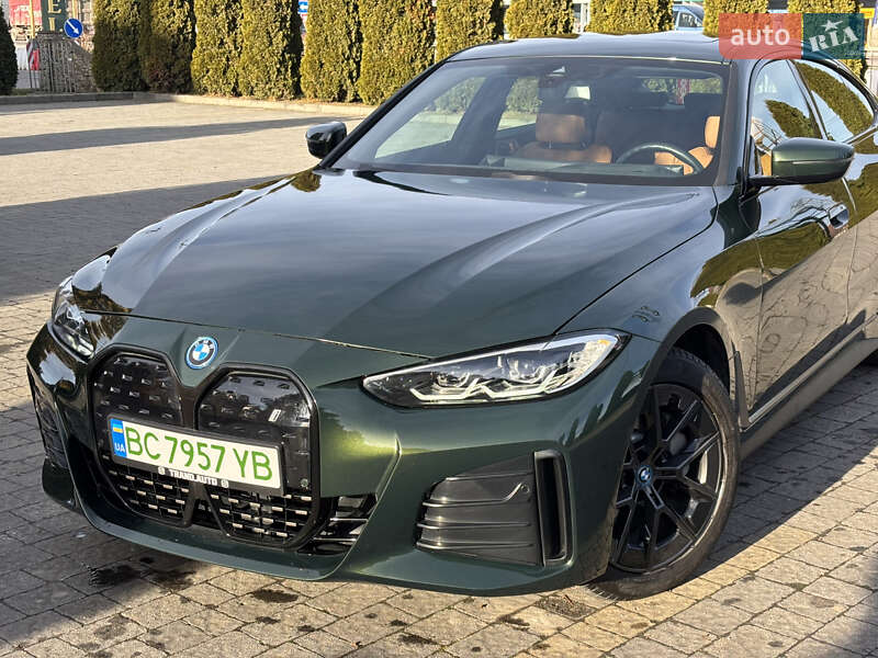 Купе BMW i4 2022 в Львове