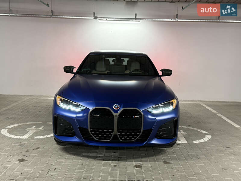 Купе BMW i4 2022 в Киеве