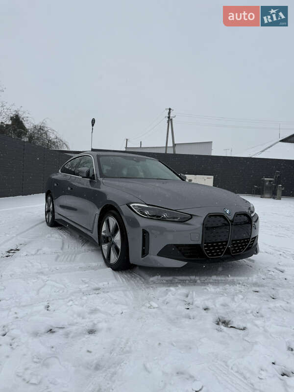 Купе BMW i4 2024 в Киеве