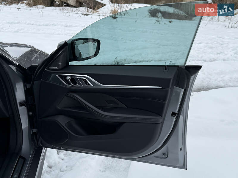 Купе BMW i4 2022 в Самборе