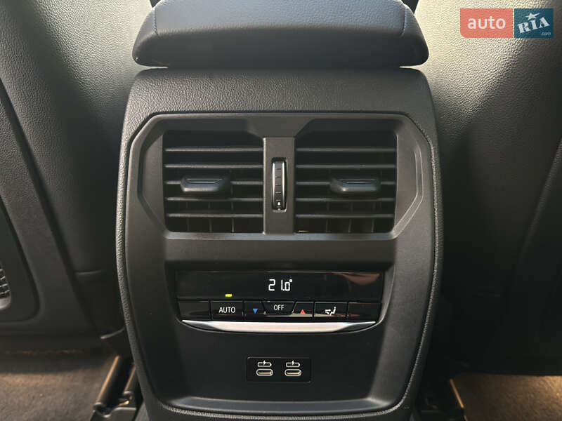 Купе BMW i4 2022 в Києві фото 26 Купе BMW i4 2022 в Києві