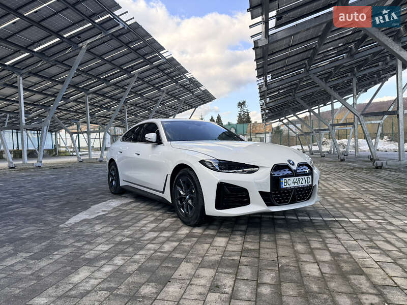 Купе BMW i4 2024 в Львове