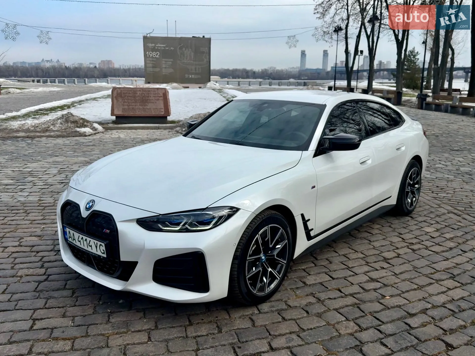 2024 BMW i4 - мініатюра 3