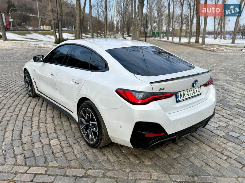 Купе BMW i4 2024 в Києві