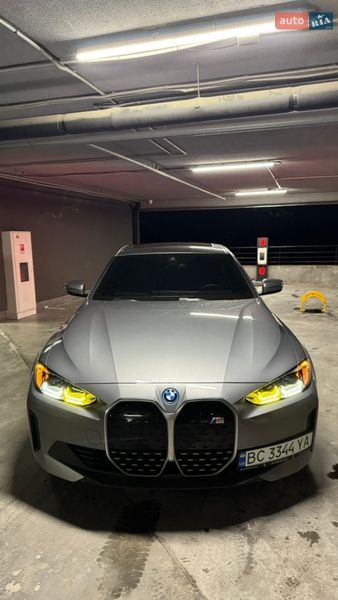 Купе BMW i4 2024 в Львове
