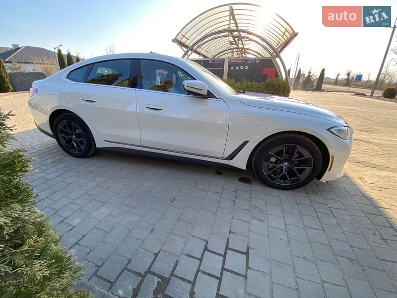Купе BMW i4 2024 в Самборе