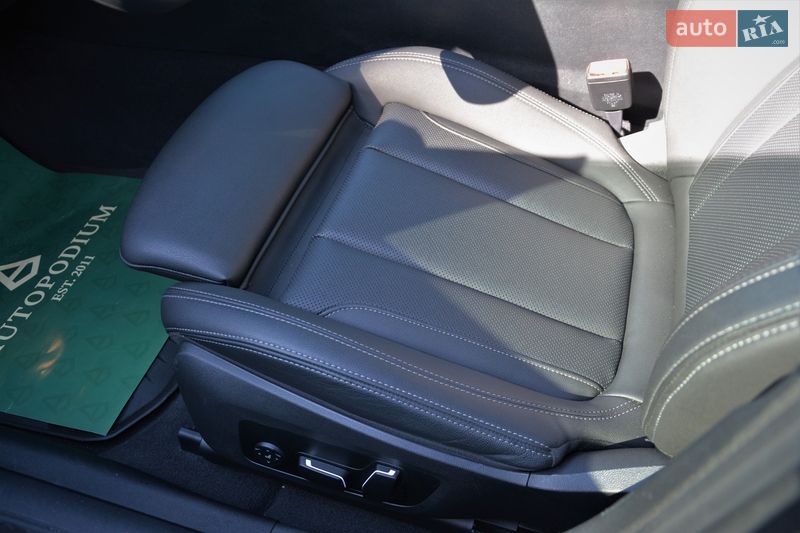 Купе BMW i4 2024 в Києві