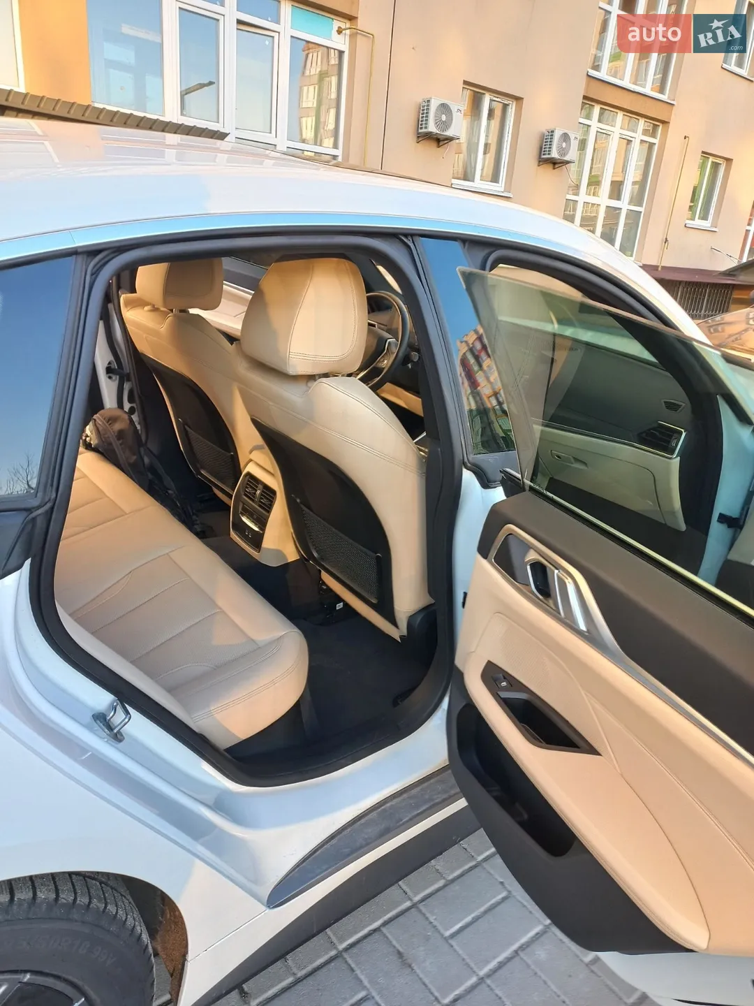 2023 BMW i4 - мініатюра 22