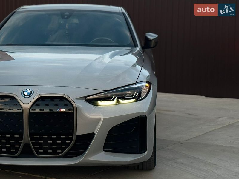 Купе BMW i4 2022 в Львове