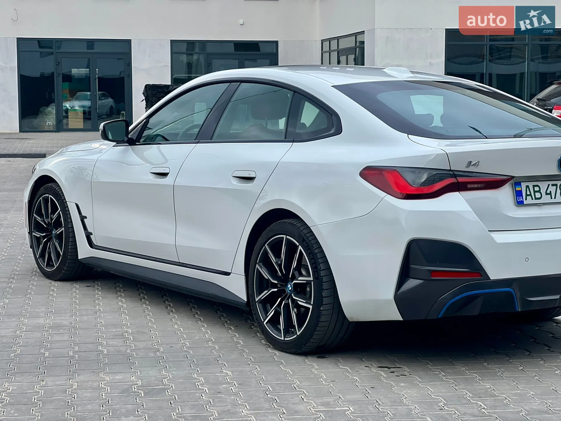 2022 BMW i4 - мініатюра 11