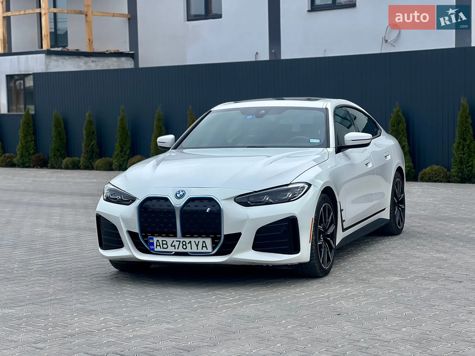 2022 BMW i4 - мініатюра 16