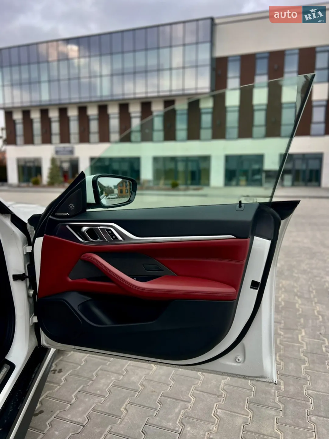 2022 BMW i4 - мініатюра 32