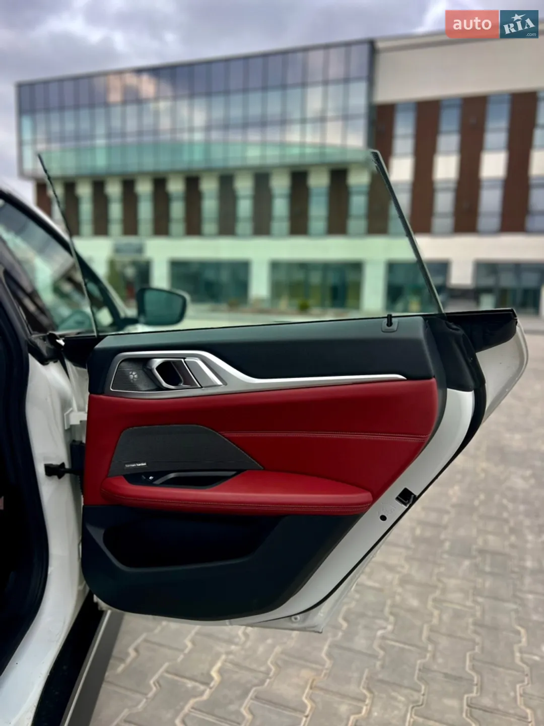 2022 BMW i4 - мініатюра 33