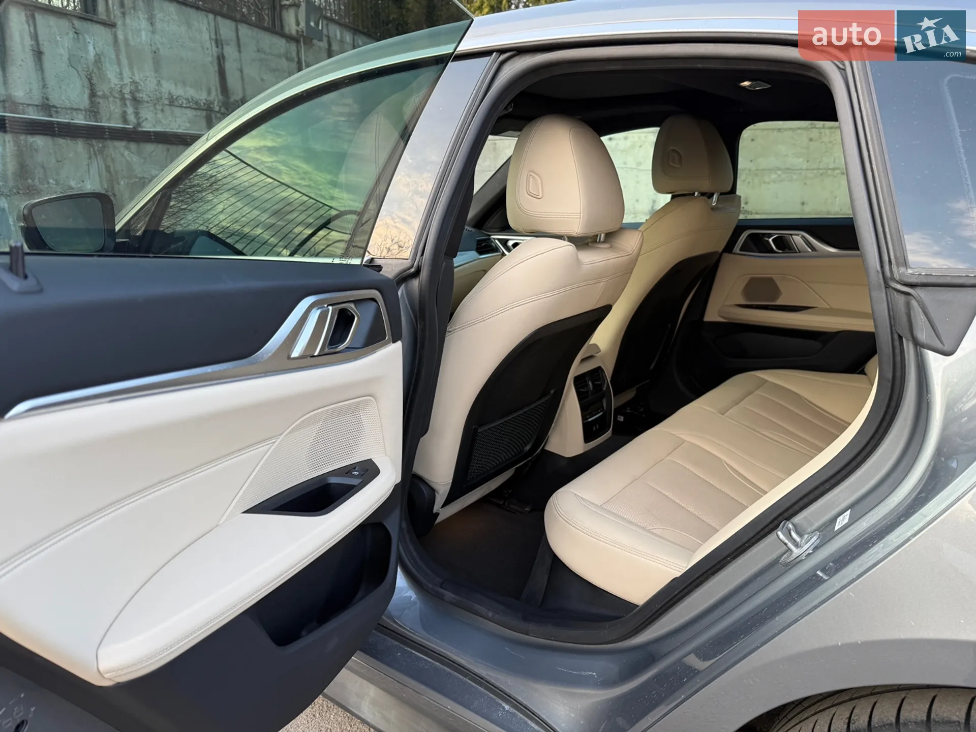2024 BMW i4 - мініатюра 30