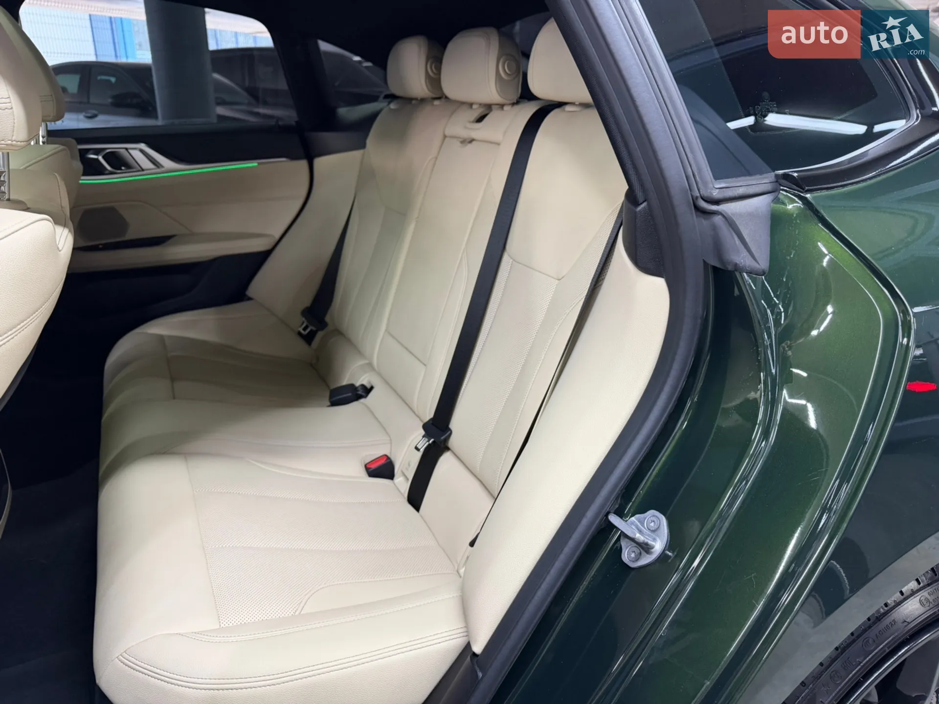 2024 BMW i4 - мініатюра 24