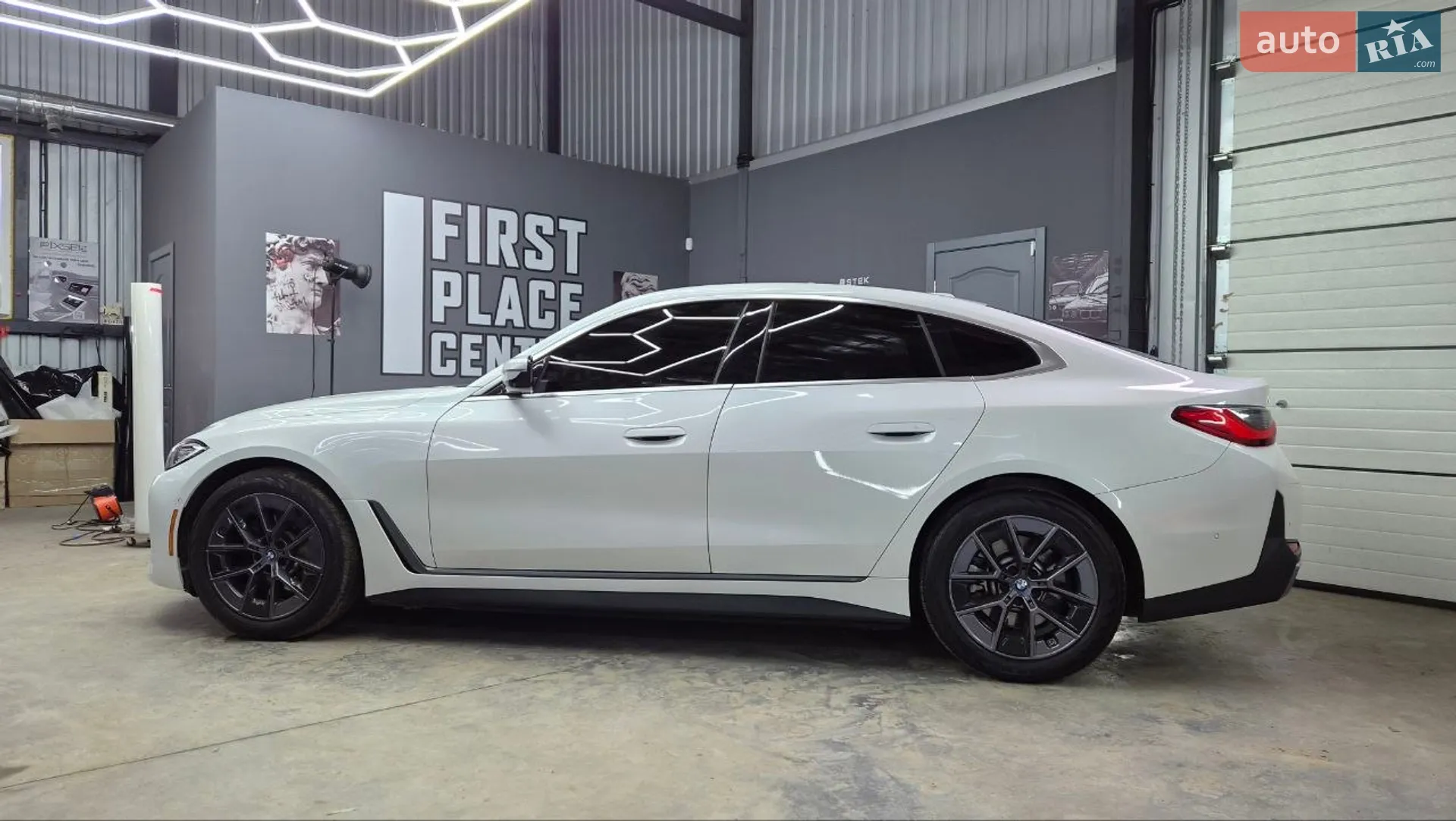 2022 BMW i4 - мініатюра 3