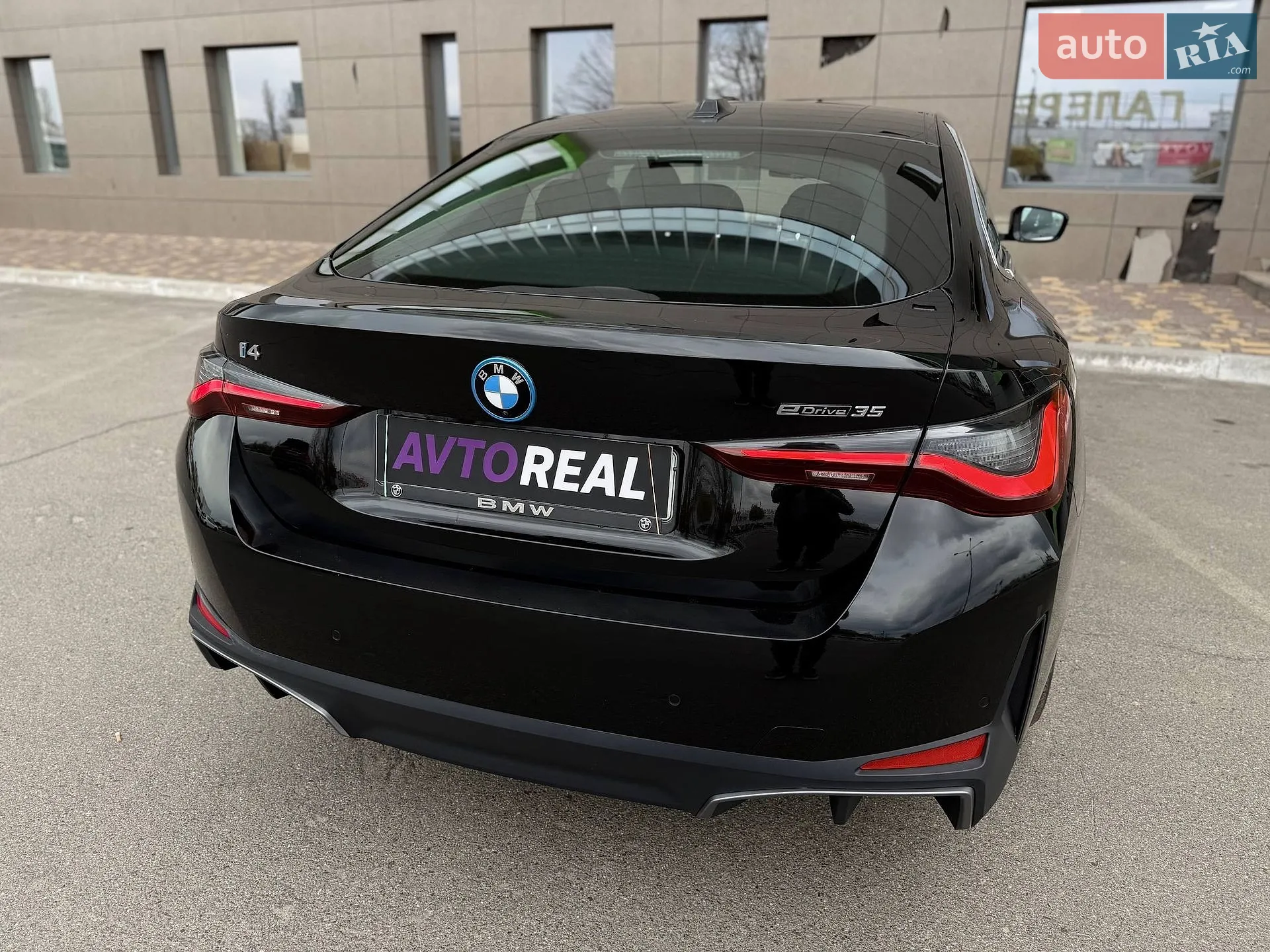 2023 BMW i4 - мініатюра 43