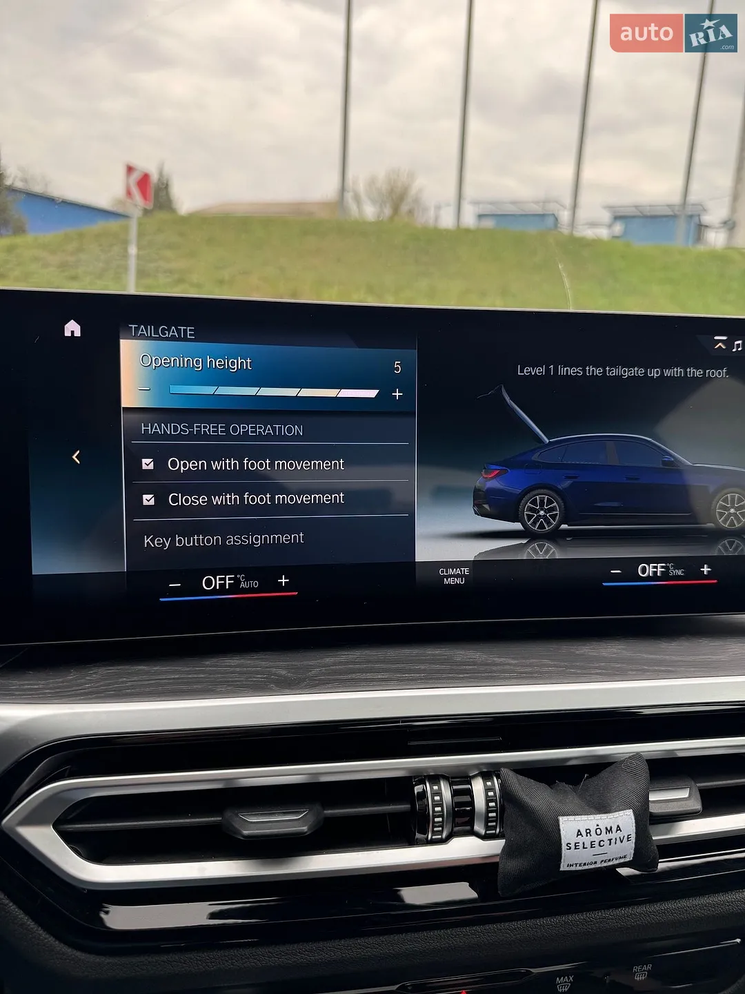 2022 BMW i4 - мініатюра 54