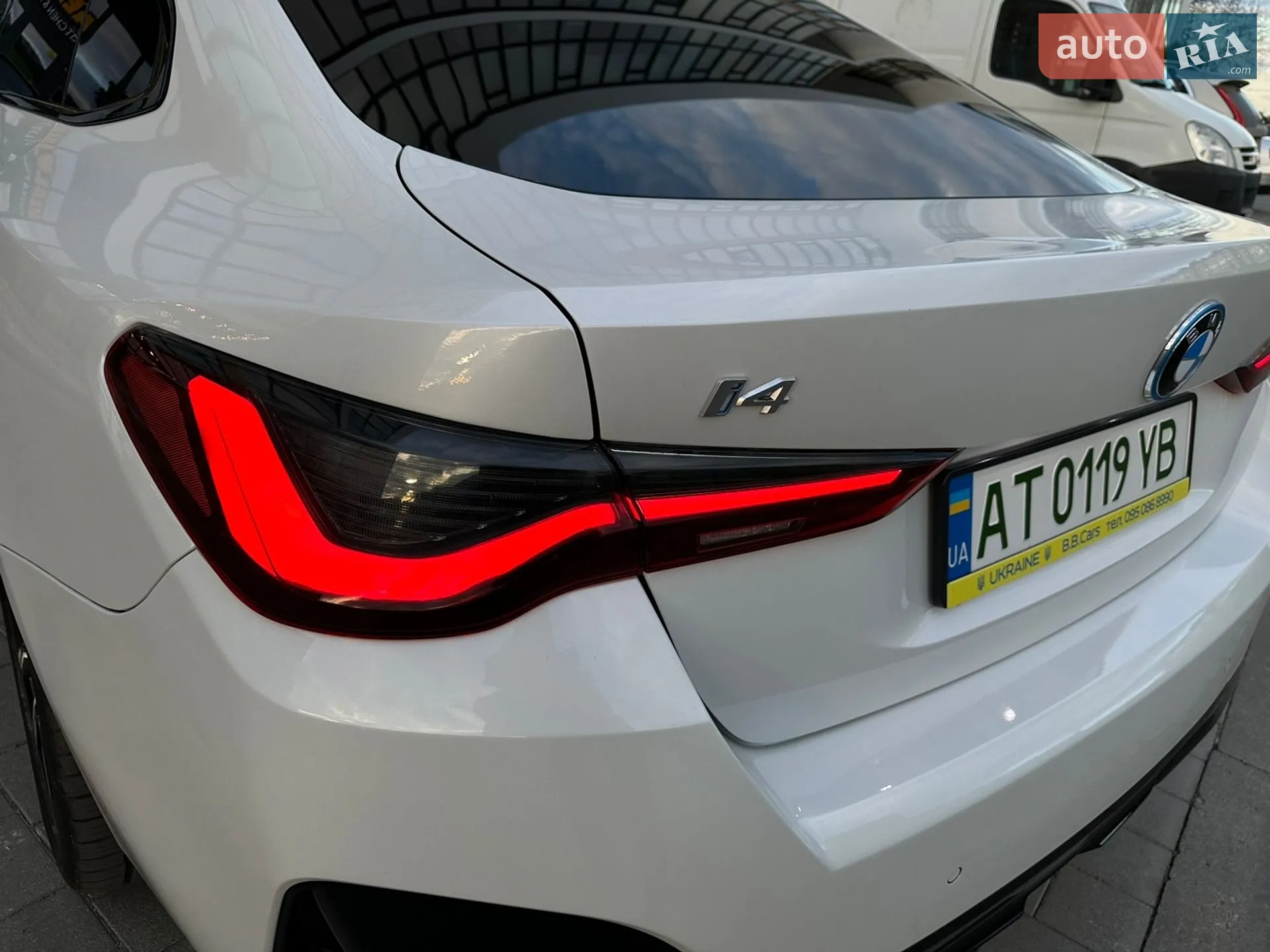 2022 BMW i4 - мініатюра 16